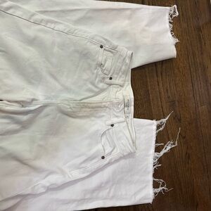Hidden White Jeans